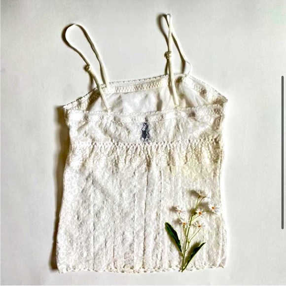 💥BOGO💥 Y2K white lace cami - Picture 2 of 7